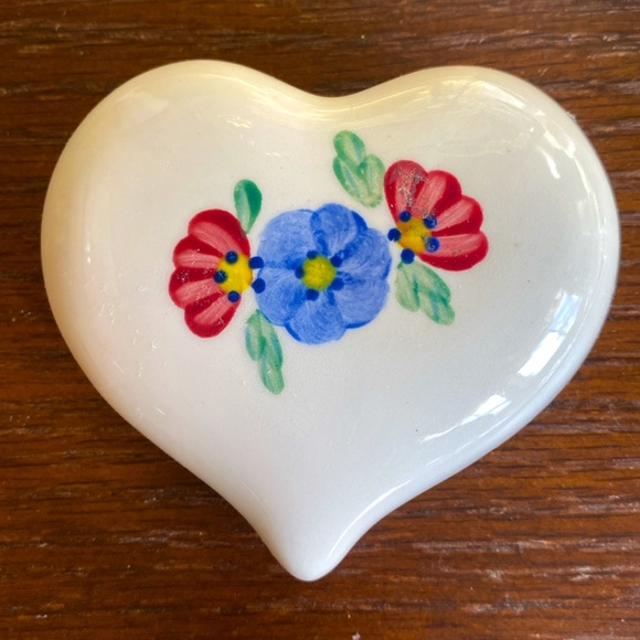 Vintage Homco Ceramic HEARTS 1216-BL, 2 Hand Painted Wall Hangings - Picture 4 of 5